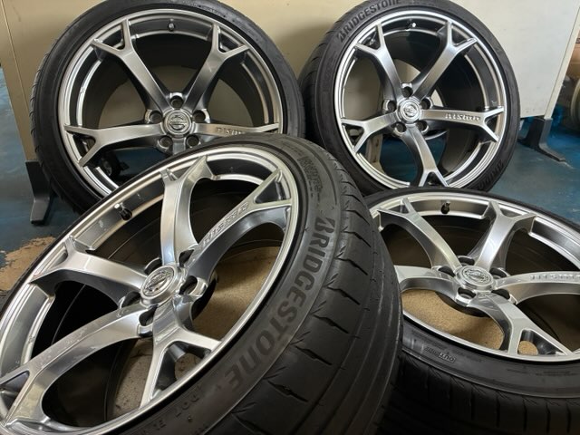 新品タイヤ)2025年 6月 ブリヂストンさんの特価新品スタッドレス VRX2